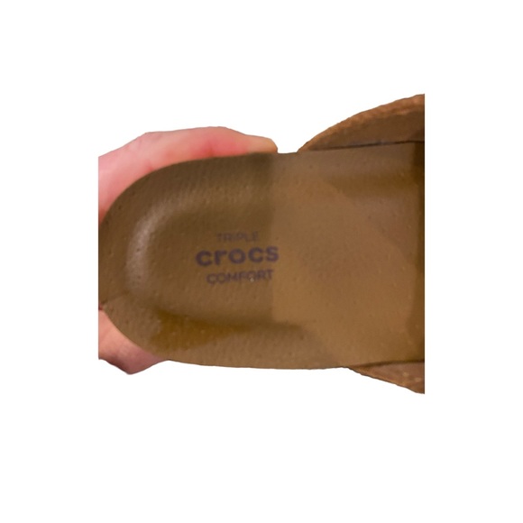 Crocs Sarah clogs size 7,  tan suede - Picture 8 of 9